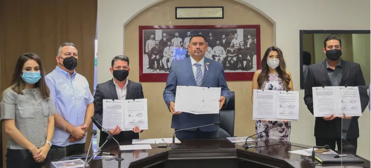 Firman Congreso e Icatson otro convenio
