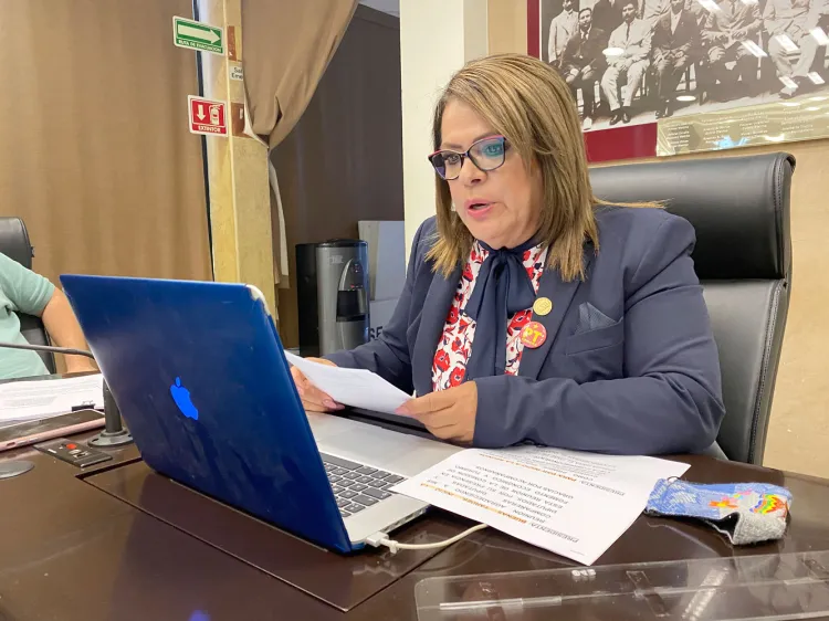 Analiza Congreso creación de Centro de Valor Agregado