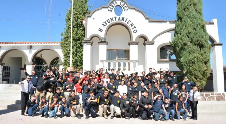 Actividad de cadetes del Escuadrón DARE en Santa Cruz