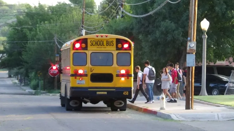 Regresarán alumnos a clases virtuales