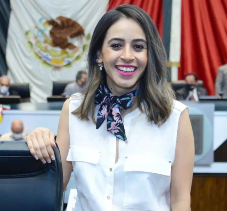 Llama diputada Gradías a reactivar la economía