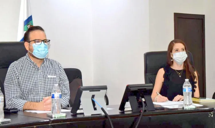 Previenen violencia contra mujeres