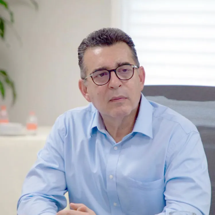 Recomiendan hacer compras en línea