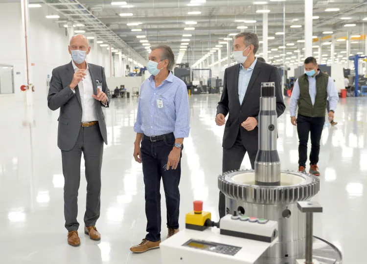 Persiste mano de obra de calidad