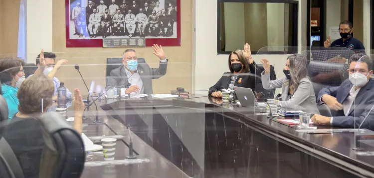 Niegan solicitudes para juicio político