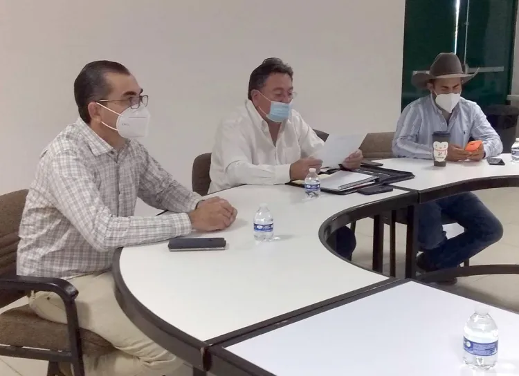 Solicitan ganaderos solución a sequía