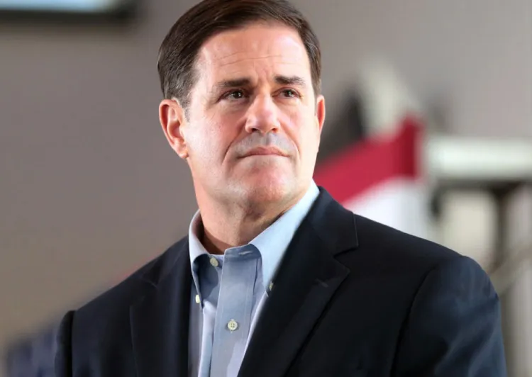 Reconoce Doug Ducey triunfo de Joe Biden