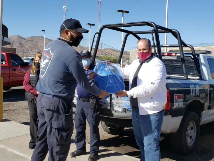 Entregan apoyos a Heptatlón
