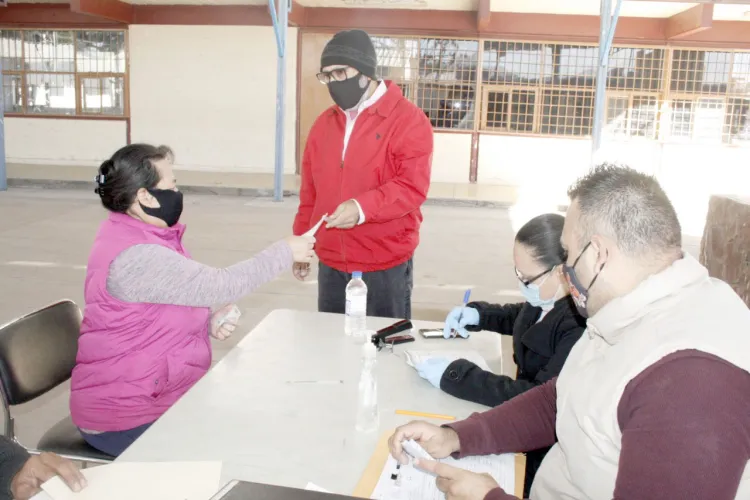 Entrega Gobernadora CPA becas en Magdalena y la región