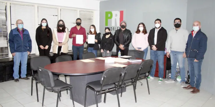 Rinde protesta Juventud Popular en Magdalena