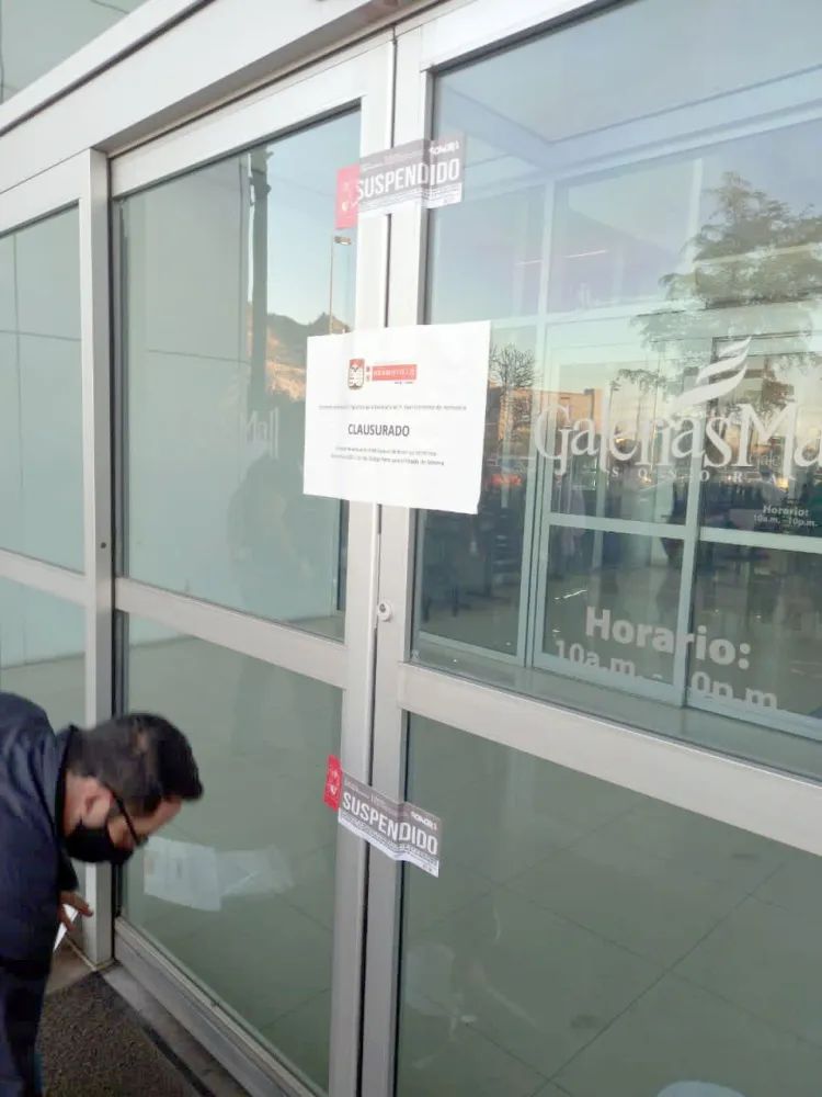 Suspenden Gallerías Mall