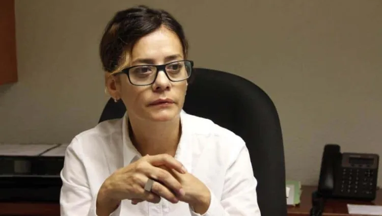 <b>Piden
familia ayuda para </b><b>encontrar a Cecilia Yépiz </b>