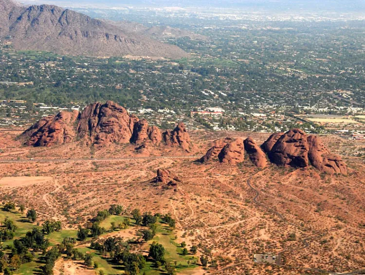 Muere joven tras caer de montaña
