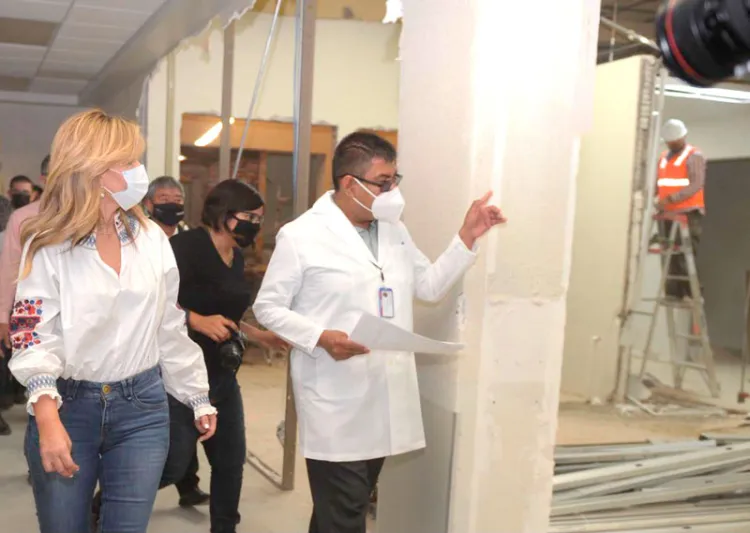 Gobernadora supervisa ampliación de hospital