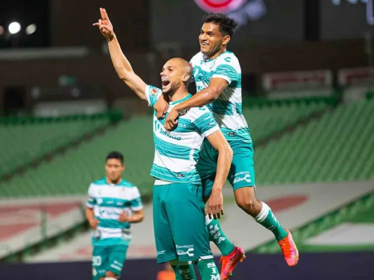 Santos Laguna escala al podio del Guard1anes 2021
