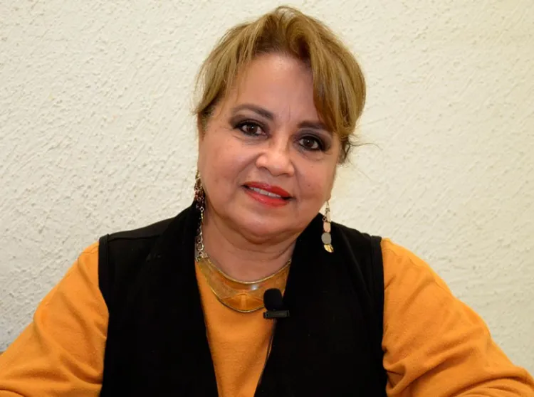 Destaca regidora logros de la mujer