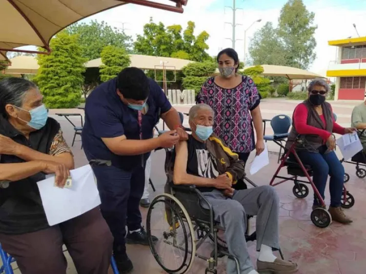 Venden en $1,700 lugares para vacuna anticovid en Mexicali