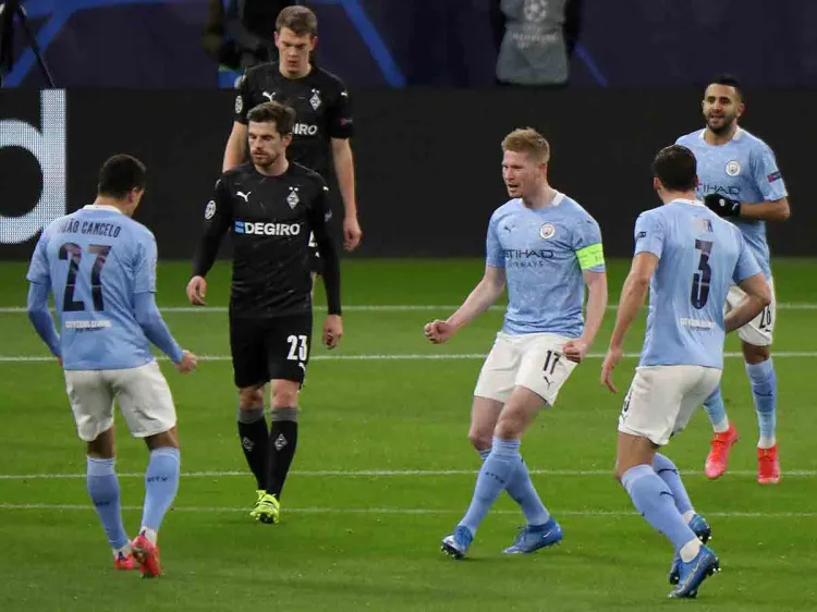 Manchester City brinda un recital en la Champions
