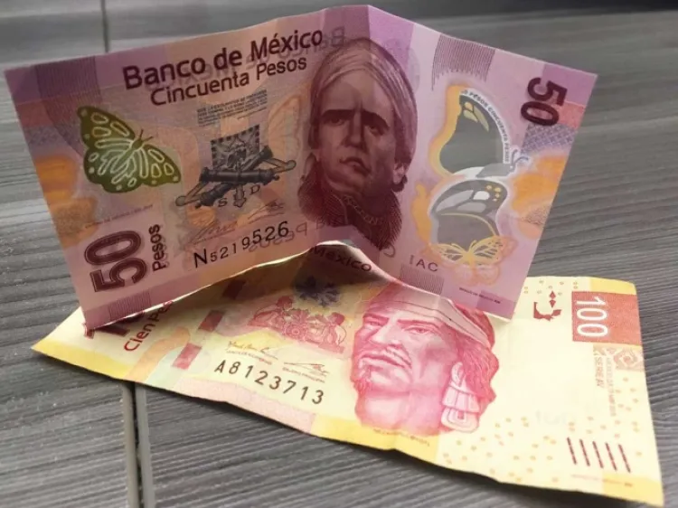 Debilita al peso fortalecimiento del dólar