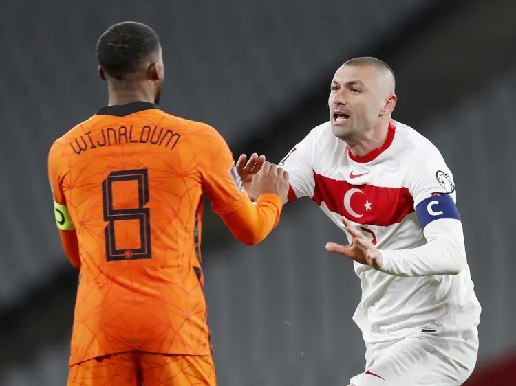 Holanda la pasa mal en su inicio rumbo a Qatar 2022