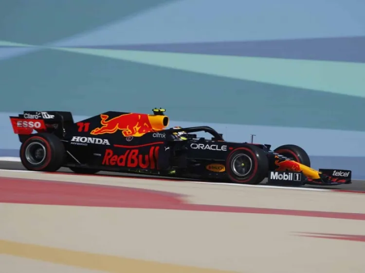 ‘Checo’ Pérez es sexto en los primeros libres