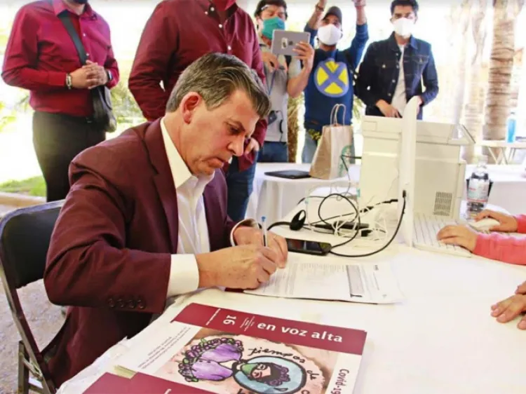 'A mí no me agarra de los hue... nadie': Sheffield a mujer de Morena