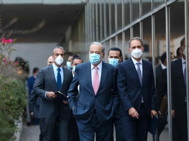 Carlos Slim queda fuera del Top 10 de multimillonarios de Forbes