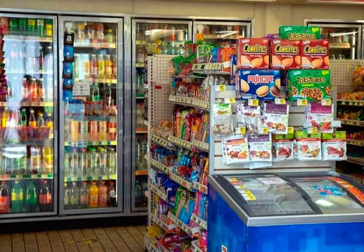 Analizarán iniciativa que prohíbe venta de comida chatarra a niños