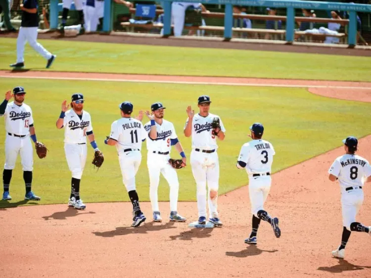 Triunfo especial; realizan homenaje a Fernando Valenzuela