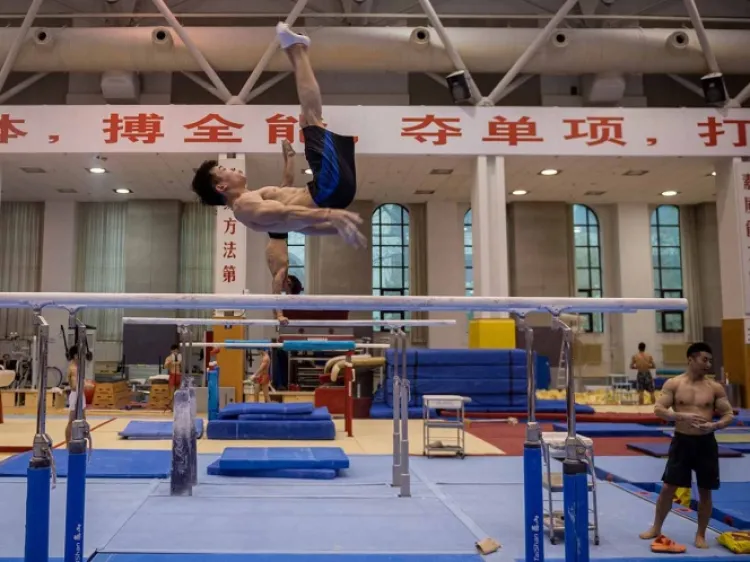 De la cuna a Tokio 2020, los gimnastas chinos