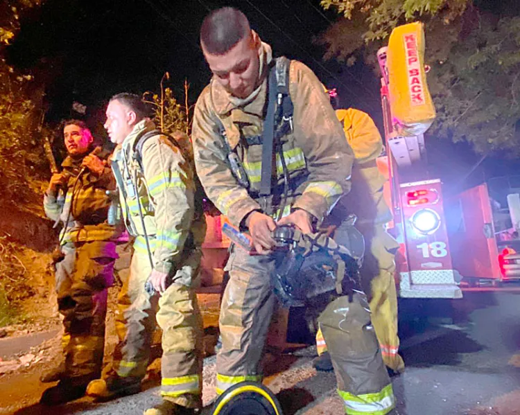 Esperan Bomberos de Nogales ser vacunados