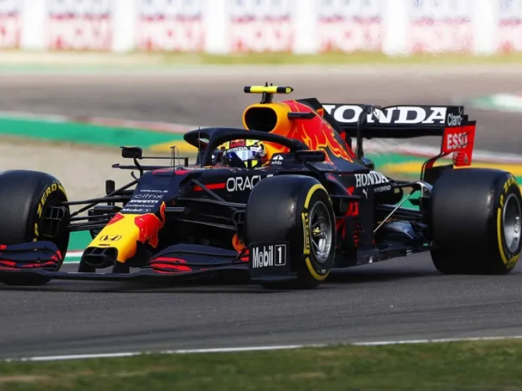 ‘Checo’ Pérez es sexto en Imola; Bottas domina