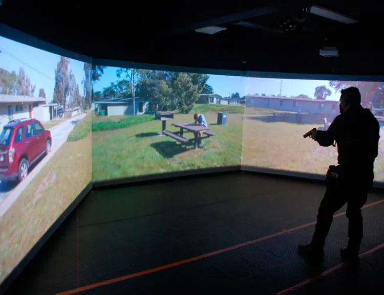 Imparte Isspe entrenamiento a oficiales de Protección Federal