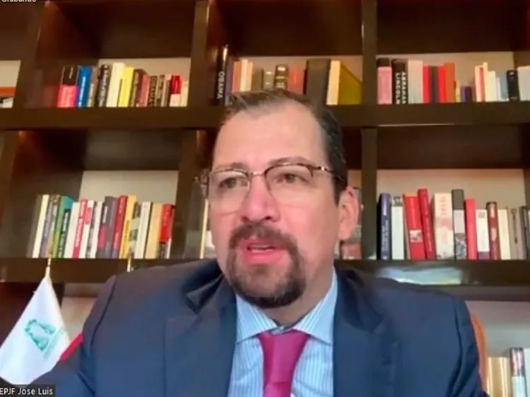 ‘Ataques al TEPJF y al INE no abonan a un proceso electoral regular’