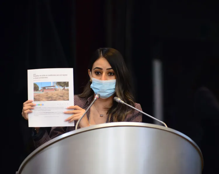 Solicita diputada recursos para escuelas