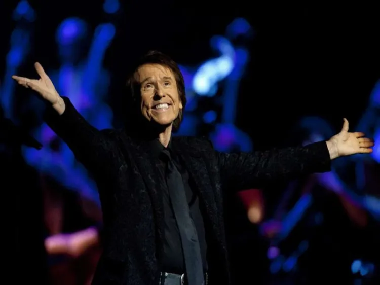 Raphael tendrá serie documental para mostrar sus 60 años de carrera