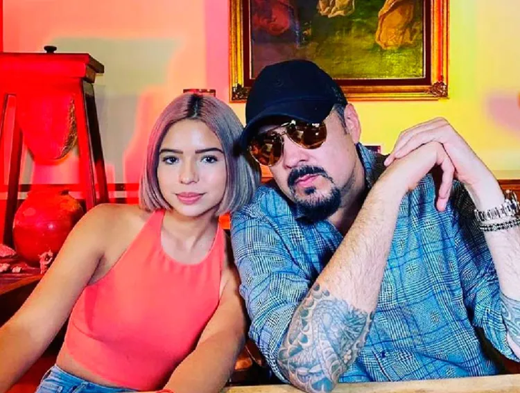 Pepe Aguilar reconoce que Ángela Aguilar "la regó" al entonar el Himno Nacional