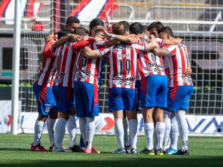 Chivas sí fracasó, admite Peláez