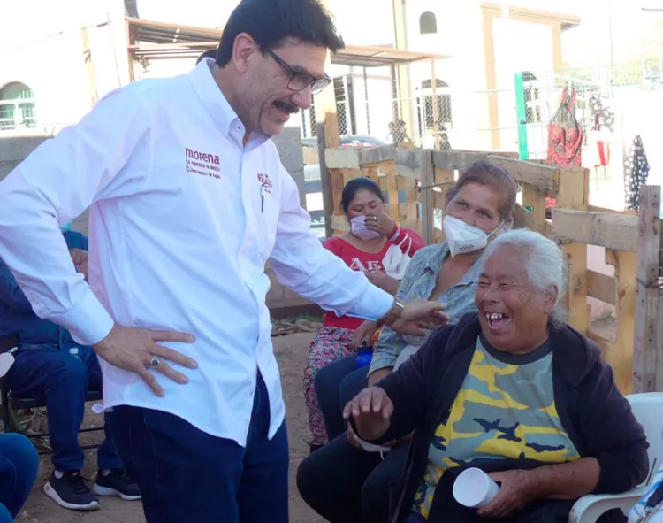 Otorgará Juan Gim créditos a madres emprendedoras