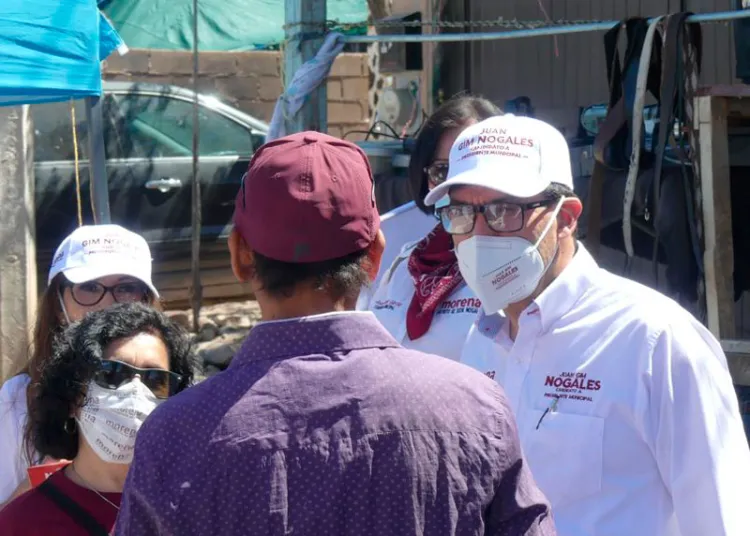 Apoyan tiangueros a Juan Gim Nogales