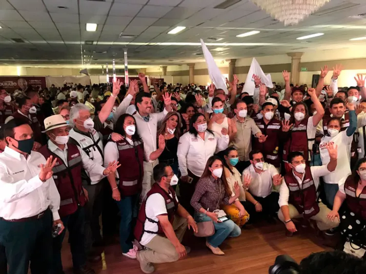 Acompaña Ana Bernal a Durazo en cierre de campaña en Nogales