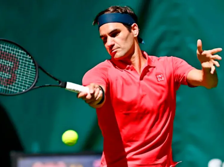 Roger Federer comienza con victoria en Halle