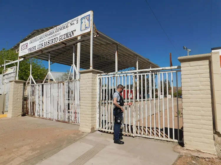 Analizan estrategias para cuidar planteles escolares