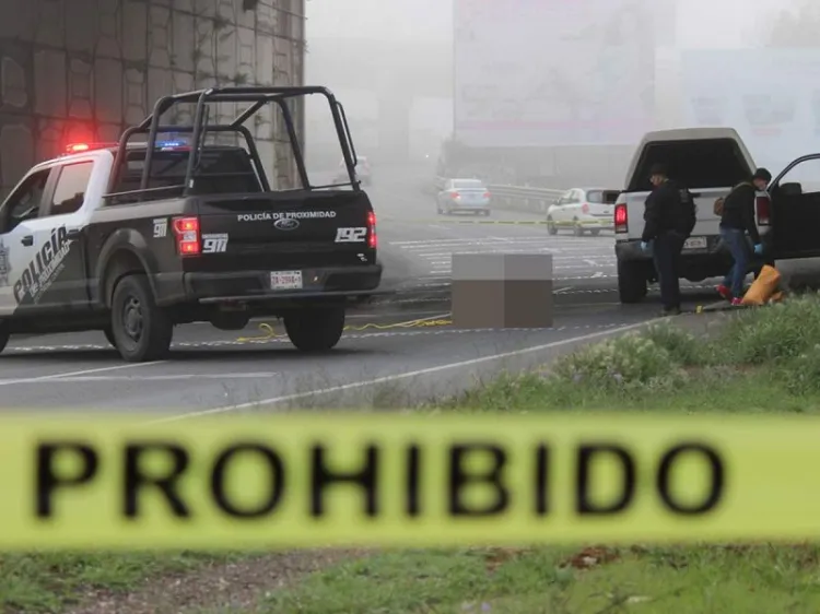 Ante cámaras del C-4 cuelgan a dos personas en Fresnillo