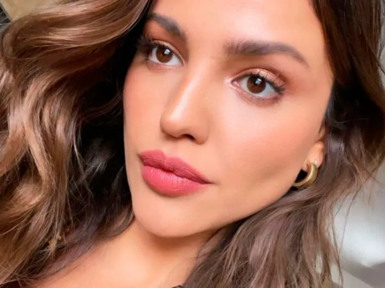 Eiza González presume a su nuevo novio y le deja mensaje romántico