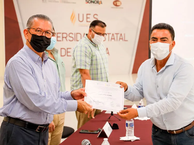 Capacita la UES a profesionales de la industria en Normatividad Ambiental