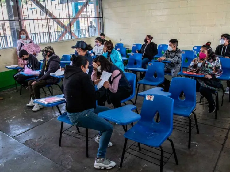 Educación reabrirá pese a tercera ola