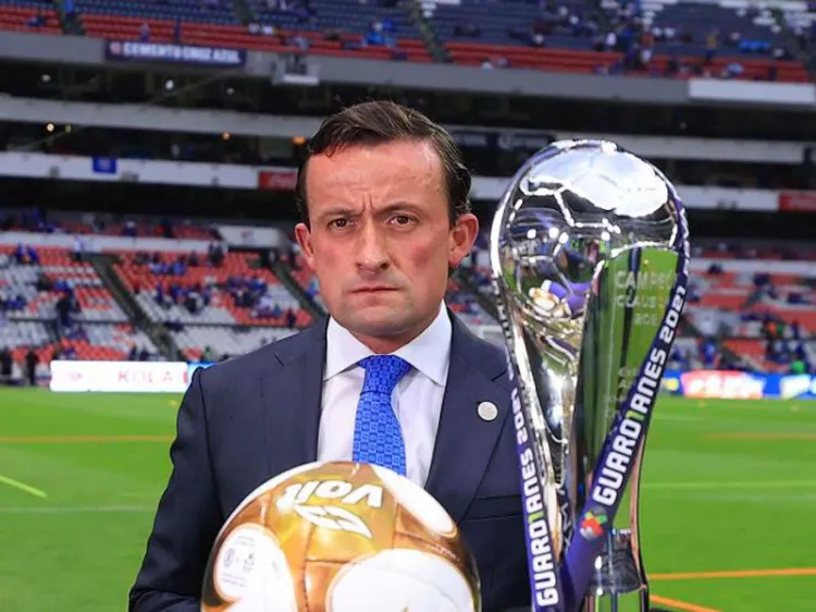 Mikel Arriola da positivo a covid