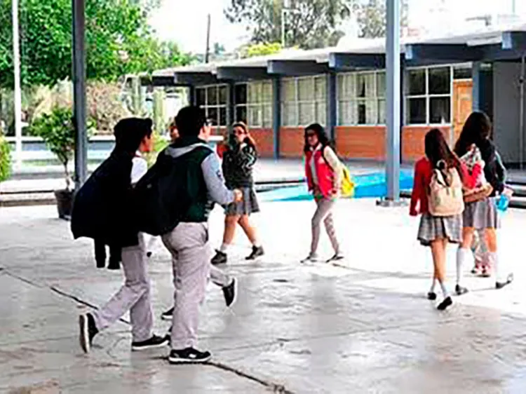 Respalda Alfonso Durazo regreso a clases