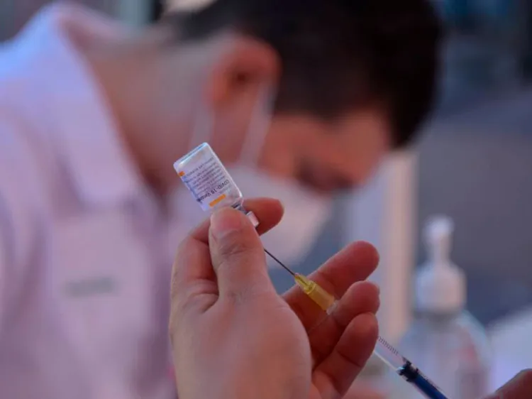 Activarán maquilas cinco centros de vacunación